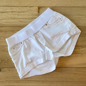 YMI Maternity White Jean Shorts Size Small Stretchy Denim for Pregnancy